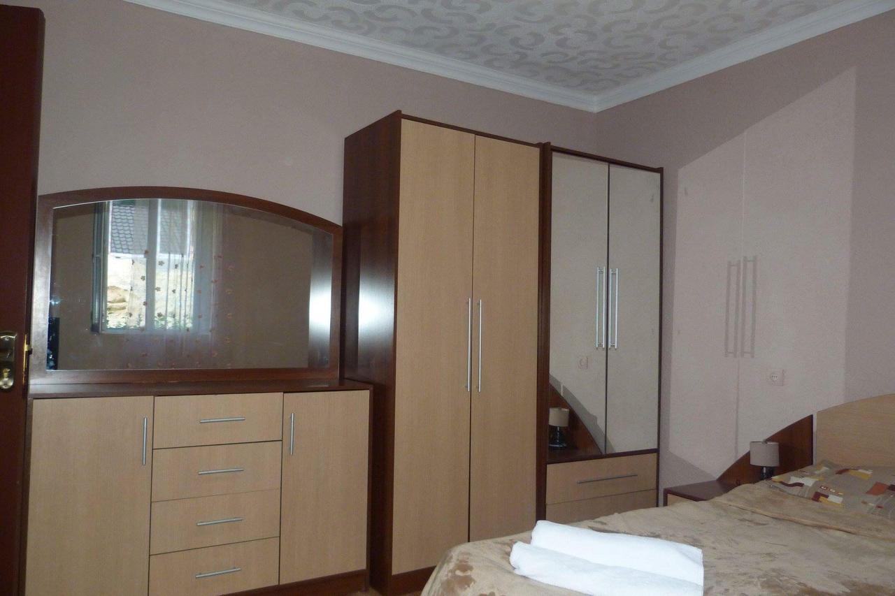 Sunny Guesthouse Kazbegi Exteriör bild